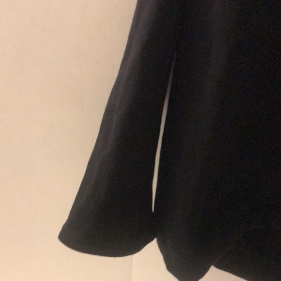 Cable & Gauge sweater size L long sleeves side zipper layer hem black - Picture 6 of 9